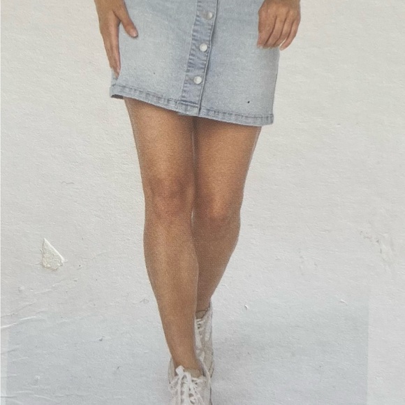 Celebrity Pink Juniors Button Up Denim Mini Dress With Belt Loops Size: L - Picture 7 of 7